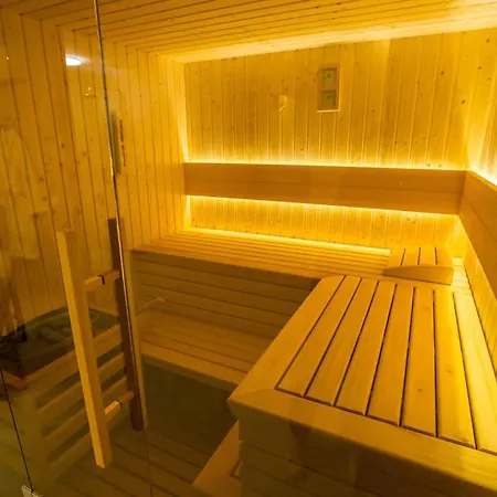 Lovely In With Sauna Poreč